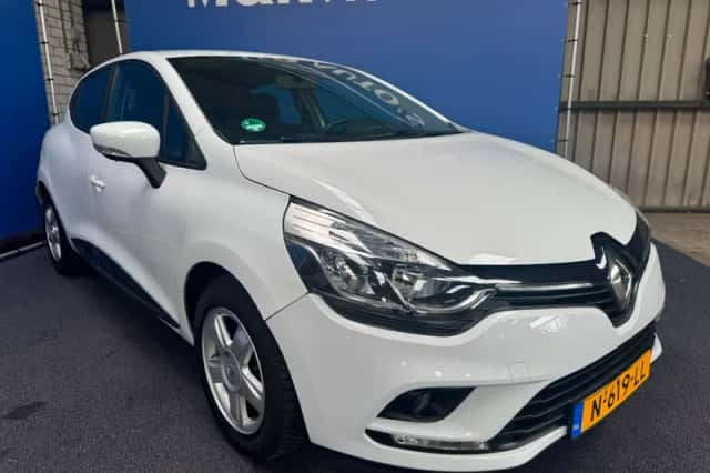 Renault Clio (2017) thumbnail 2