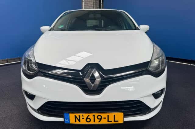 Renault Clio (2017) thumbnail 3
