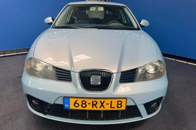 SEAT Ibiza (2005) thumbnail 4