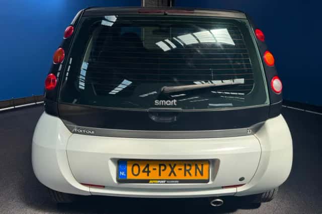 Smart Forfour (2005) thumbnail 10
