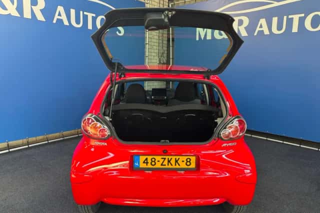Toyota Aygo (2012) thumbnail 11