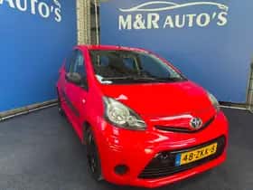 Toyota Aygo (2012) thumbnail 3