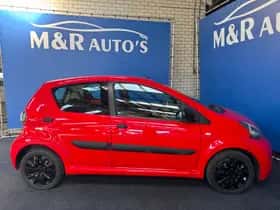 Toyota Aygo (2012) thumbnail 7
