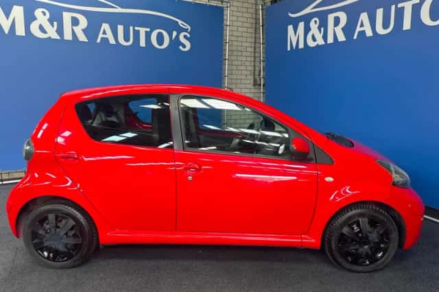 Toyota Aygo (2009) thumbnail 6