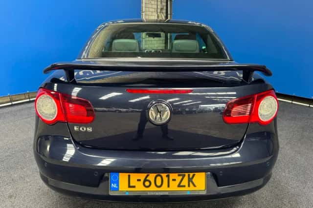 Volkswagen Eos (2008) thumbnail 10