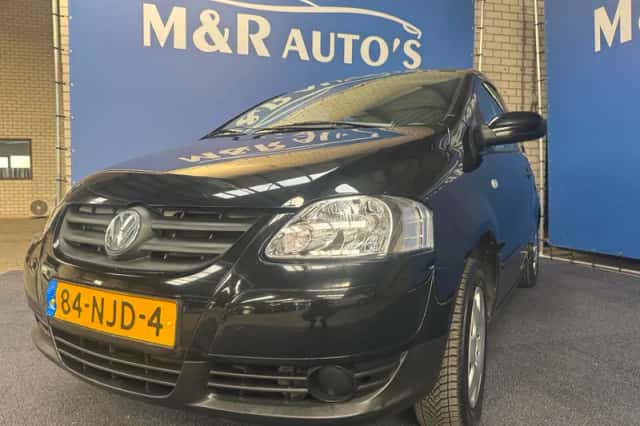 Volkswagen Fox (2010) thumbnail 1