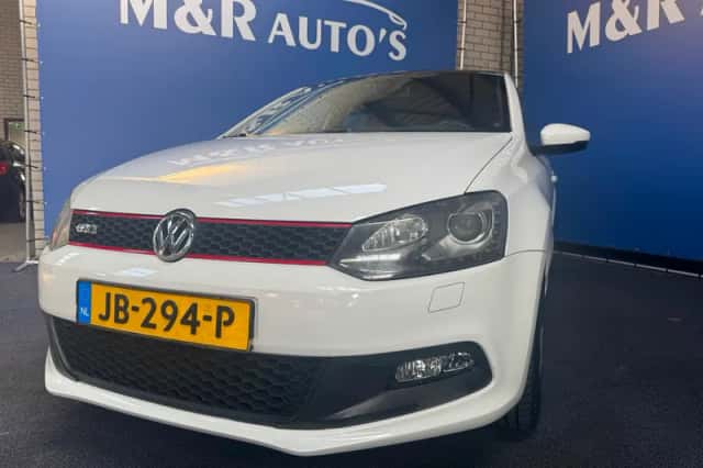 Volkswagen Polo (2013) thumbnail 1