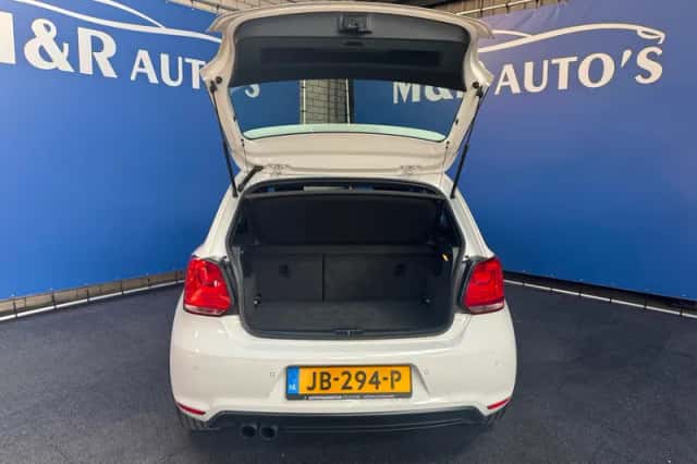 Volkswagen Polo (2013) thumbnail 11