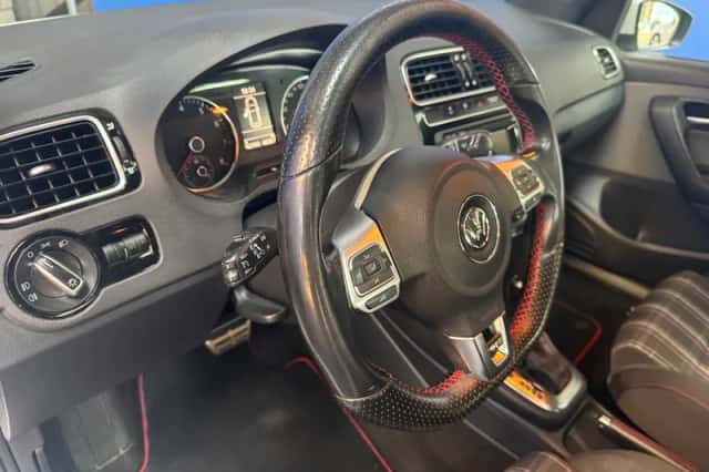 Volkswagen Polo (2013) thumbnail 17