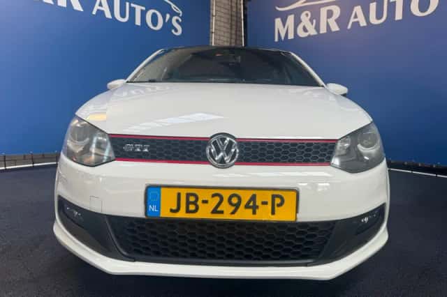 Volkswagen Polo (2013) thumbnail 4