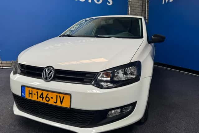 Volkswagen Polo (2012) thumbnail 1