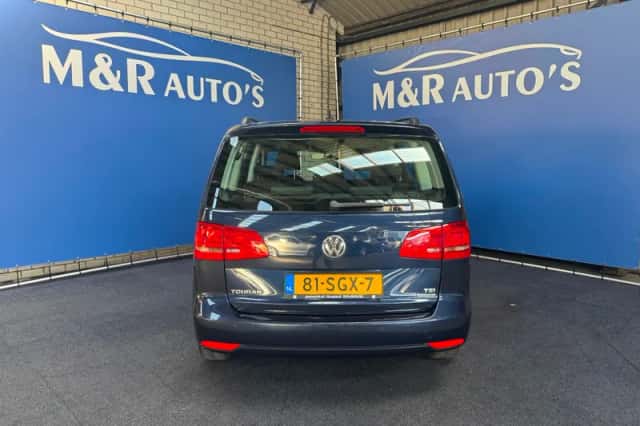 Volkswagen Touran (2011) thumbnail 9