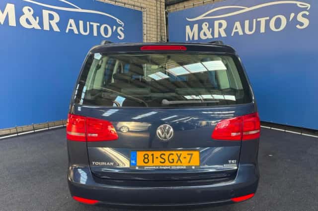 Volkswagen Touran (2011) thumbnail 10