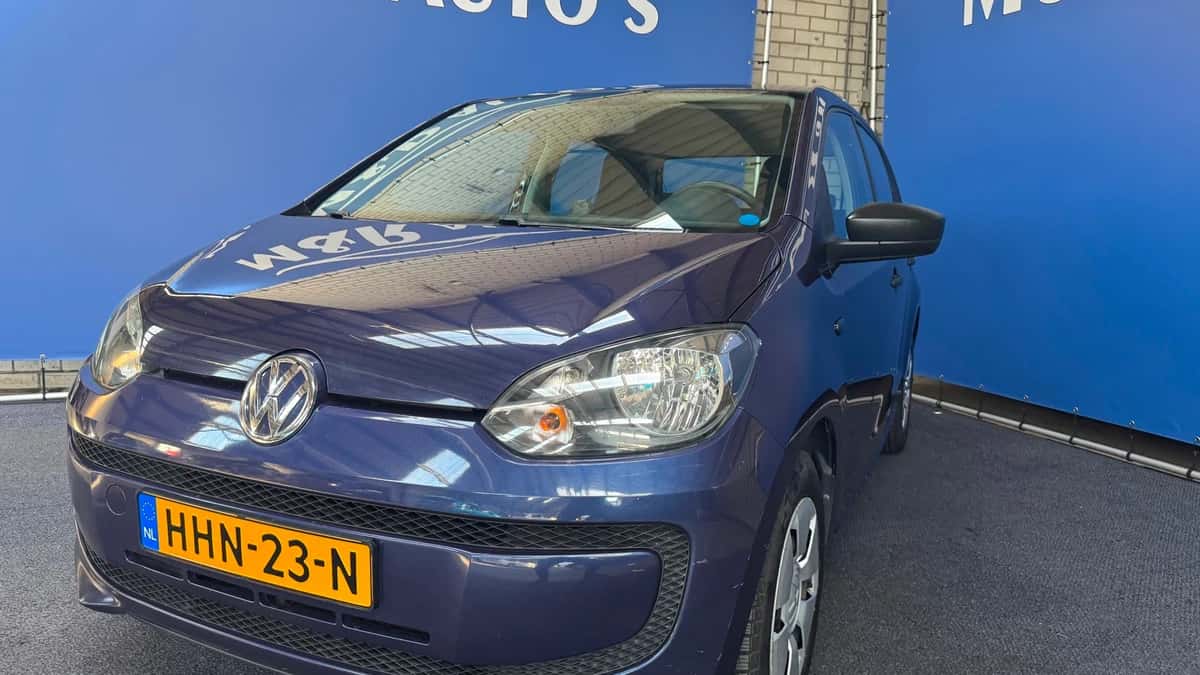 Volkswagen Up! (2015) — foto 1