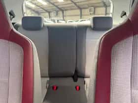 Volkswagen Up! (2012) thumbnail 19