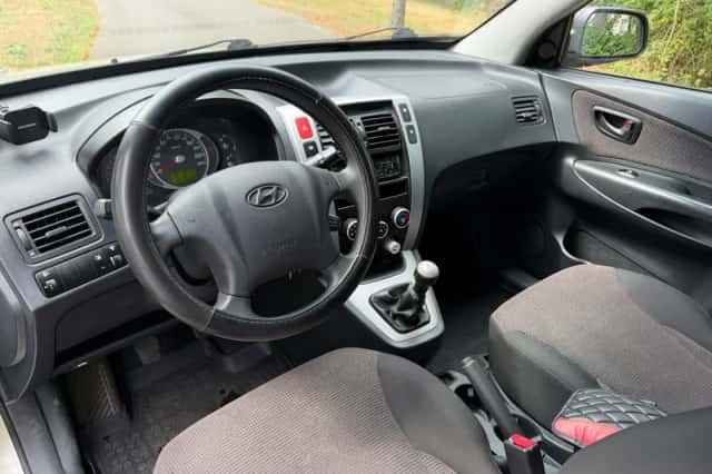 Hyundai Tucson (2007) thumbnail 5
