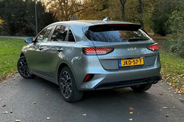 Kia Ceed (2024) thumbnail 3