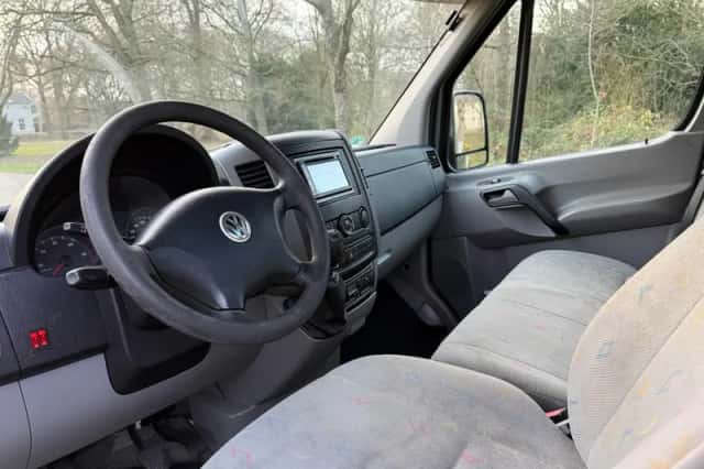 Volkswagen Crafter (2006) thumbnail 3
