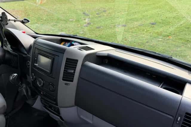 Volkswagen Crafter (2006) thumbnail 6