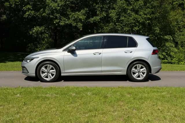 Volkswagen Golf (2020) thumbnail 2