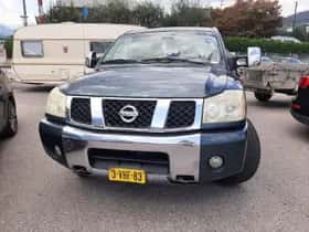 Nissan TITAN (2004) thumbnail 3