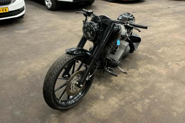 Harley Davidson Dragason (2017) thumbnail 2