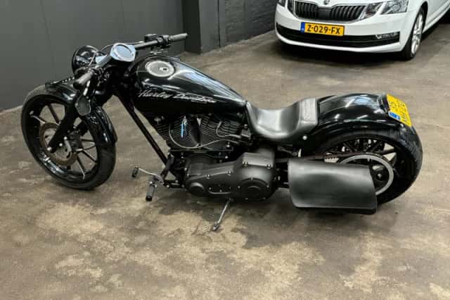 Harley Davidson Dragason (2017) thumbnail 4