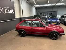 Volkswagen Polo (1989) thumbnail 4
