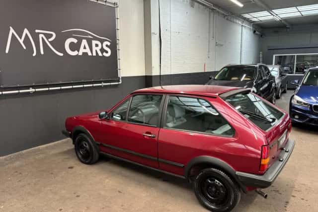 Volkswagen Polo (1989) thumbnail 10