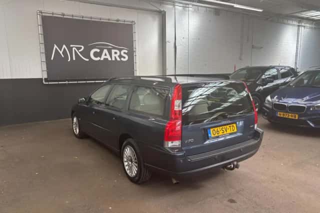 Volvo V70 (2006) thumbnail 8