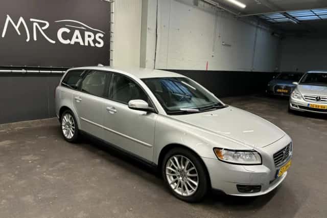 Volvo V50 (2008) thumbnail 3
