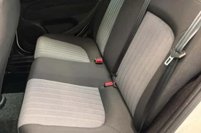 Fiat Punto (2018) thumbnail 12
