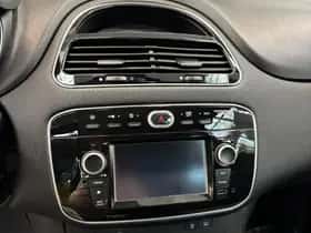 Fiat Punto (2018) thumbnail 16