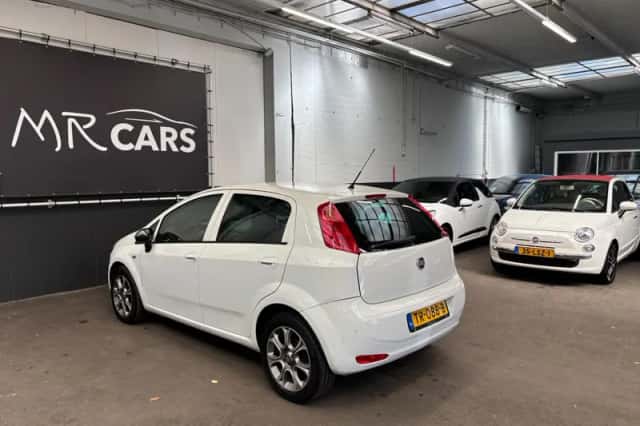 Fiat Punto (2018) thumbnail 7