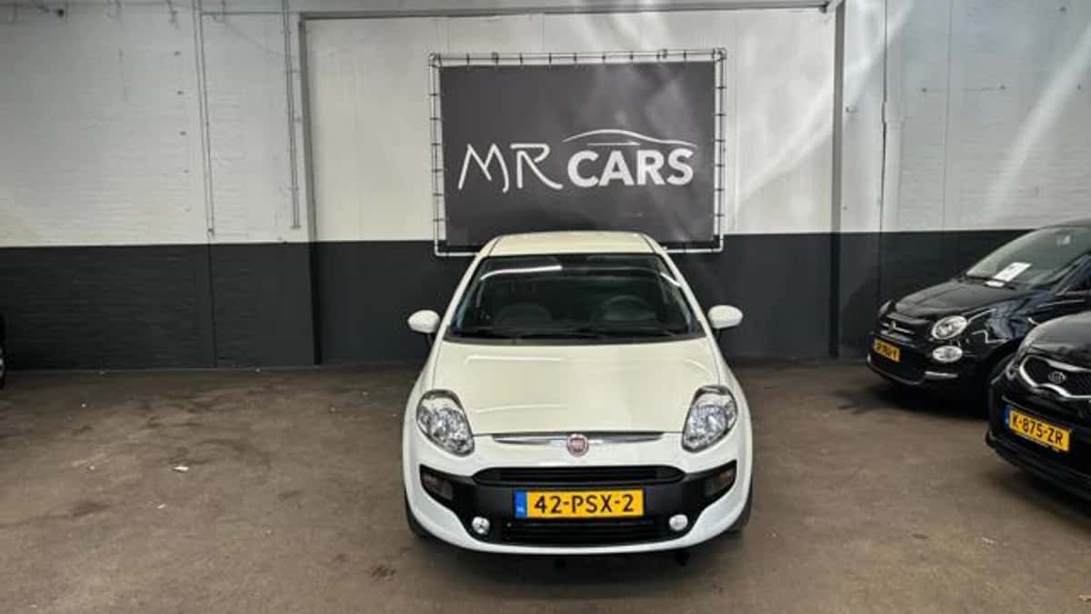 Fiat Punto (2011) — foto 1