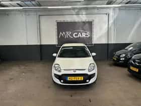 Fiat Punto (2011) thumbnail 2