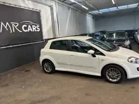 Fiat Punto (2011) thumbnail 4