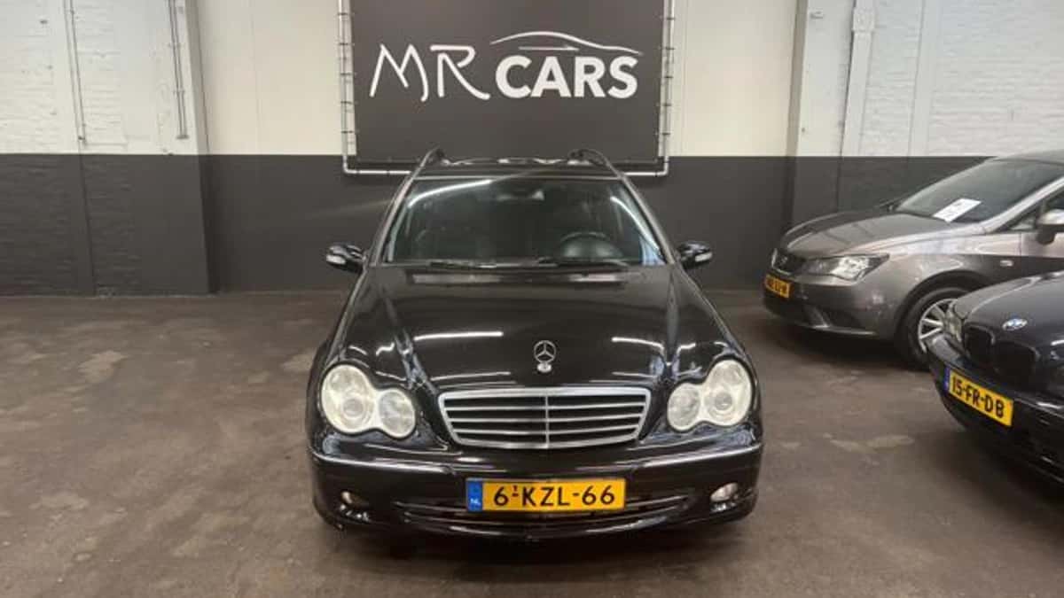 Mercedes-Benz C-Klasse (2005) — foto 1