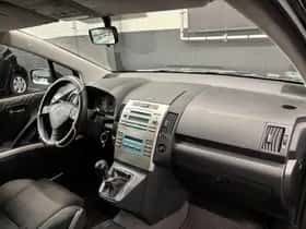 Toyota Verso (2009) thumbnail 13