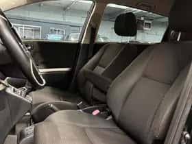 Toyota Verso (2009) thumbnail 17