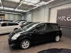 Toyota Verso (2009) thumbnail 4