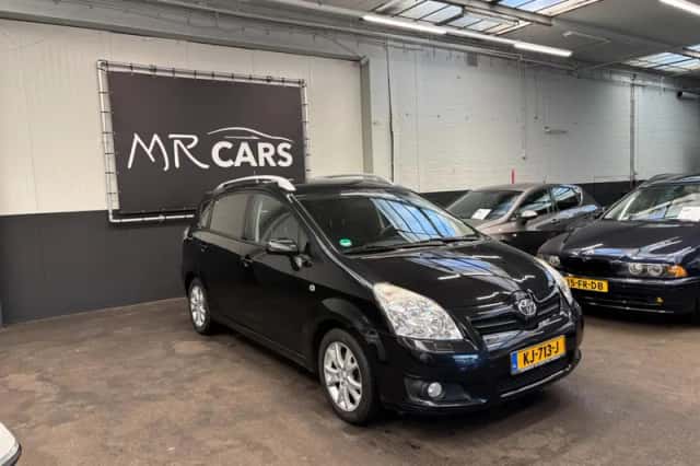 Toyota Verso (2009) thumbnail 6