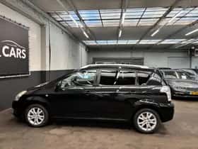 Toyota Verso (2009) thumbnail 7
