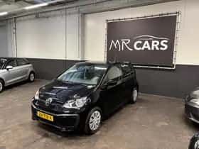 Volkswagen Up! (2019) thumbnail 2