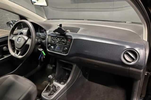 Volkswagen Up! (2019) thumbnail 12