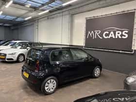 Volkswagen Up! (2019) thumbnail 10