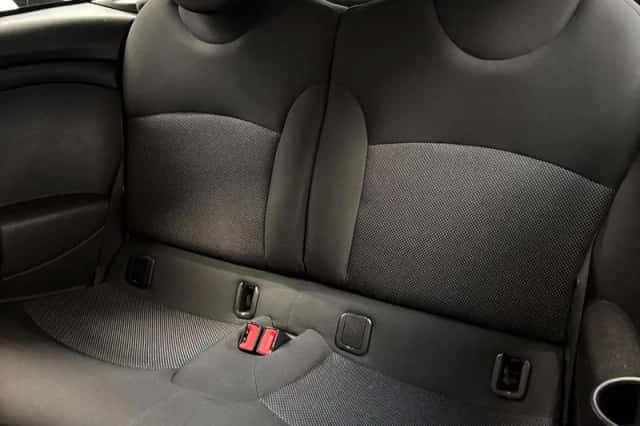 MINI Clubman (2012) thumbnail 16