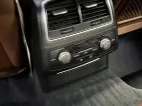 Audi A6 (2012) thumbnail 16