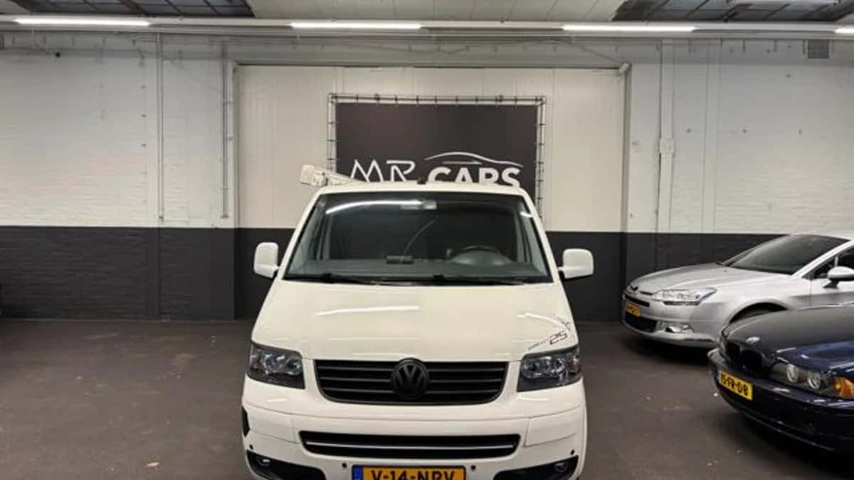 Volkswagen Transporter (2004) — foto 1