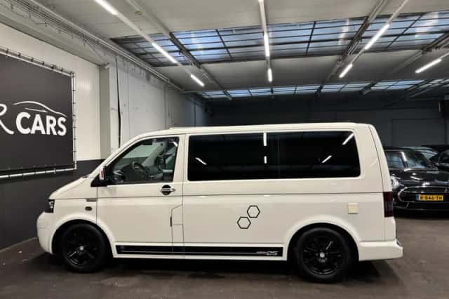 Volkswagen Transporter (2004) thumbnail 12